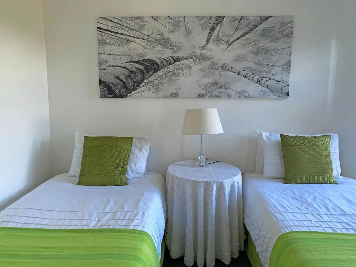 Die Bohuis Gordons Bay 0*,